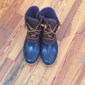 Sperry rain boots size 11